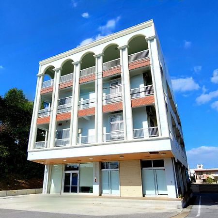 Villa Blu Okinawa Chatan 2-1 ヴィラブルー沖縄北谷2-1 "沖縄アリーナ徒歩圏内の民泊ホテル" Exteriör bild