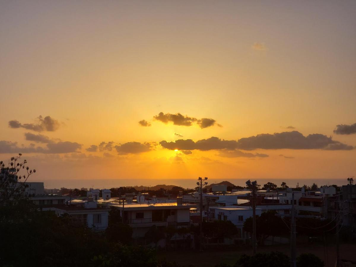 Villa Blu Okinawa Chatan 2-1 ヴィラブルー沖縄北谷2-1 "沖縄アリーナ徒歩圏内の民泊ホテル" Exteriör bild